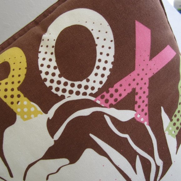 Roxy Flower Decorative Pillow Cushion Home Room - Picture 4 of 4